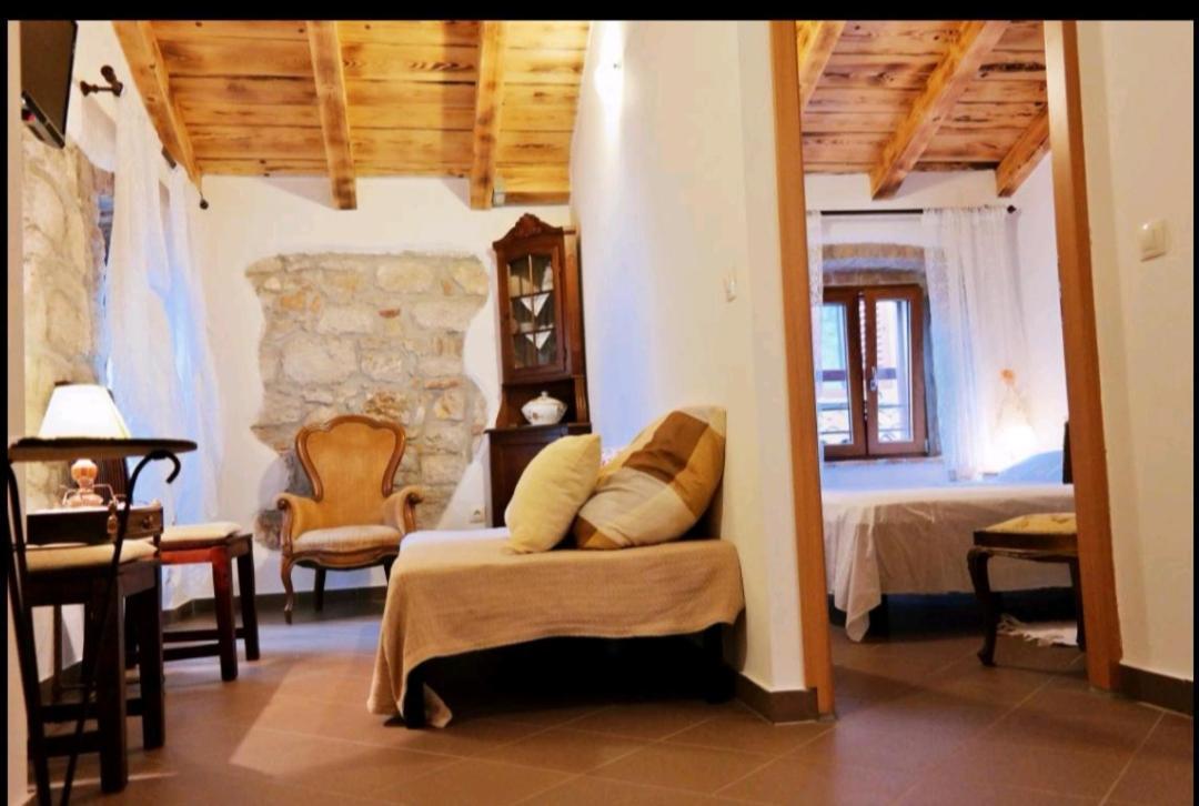 Apartment Beatrice. 10Mt To The Beach :) Rovinj Exterior photo